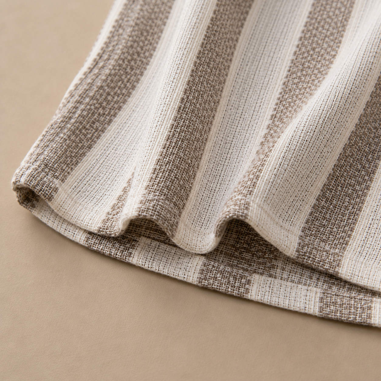 The Striped Linen Set